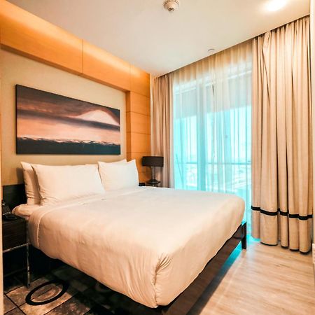 Emaar Fashion Avenue One Bedroom - Formerly Address Dubai Mall Four Apple Holiday Homes المظهر الخارجي الصورة