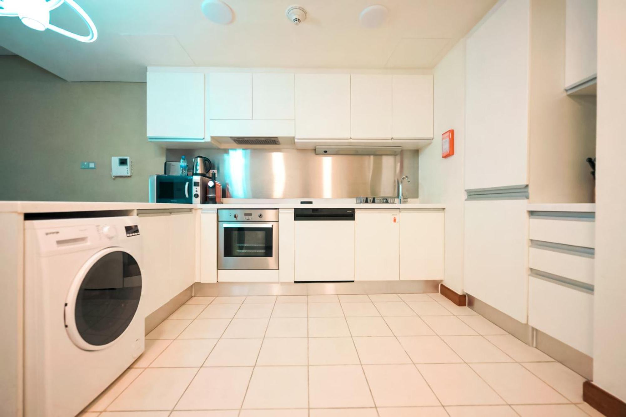 Emaar Fashion Avenue One Bedroom - Formerly Address Dubai Mall Four Apple Holiday Homes المظهر الخارجي الصورة